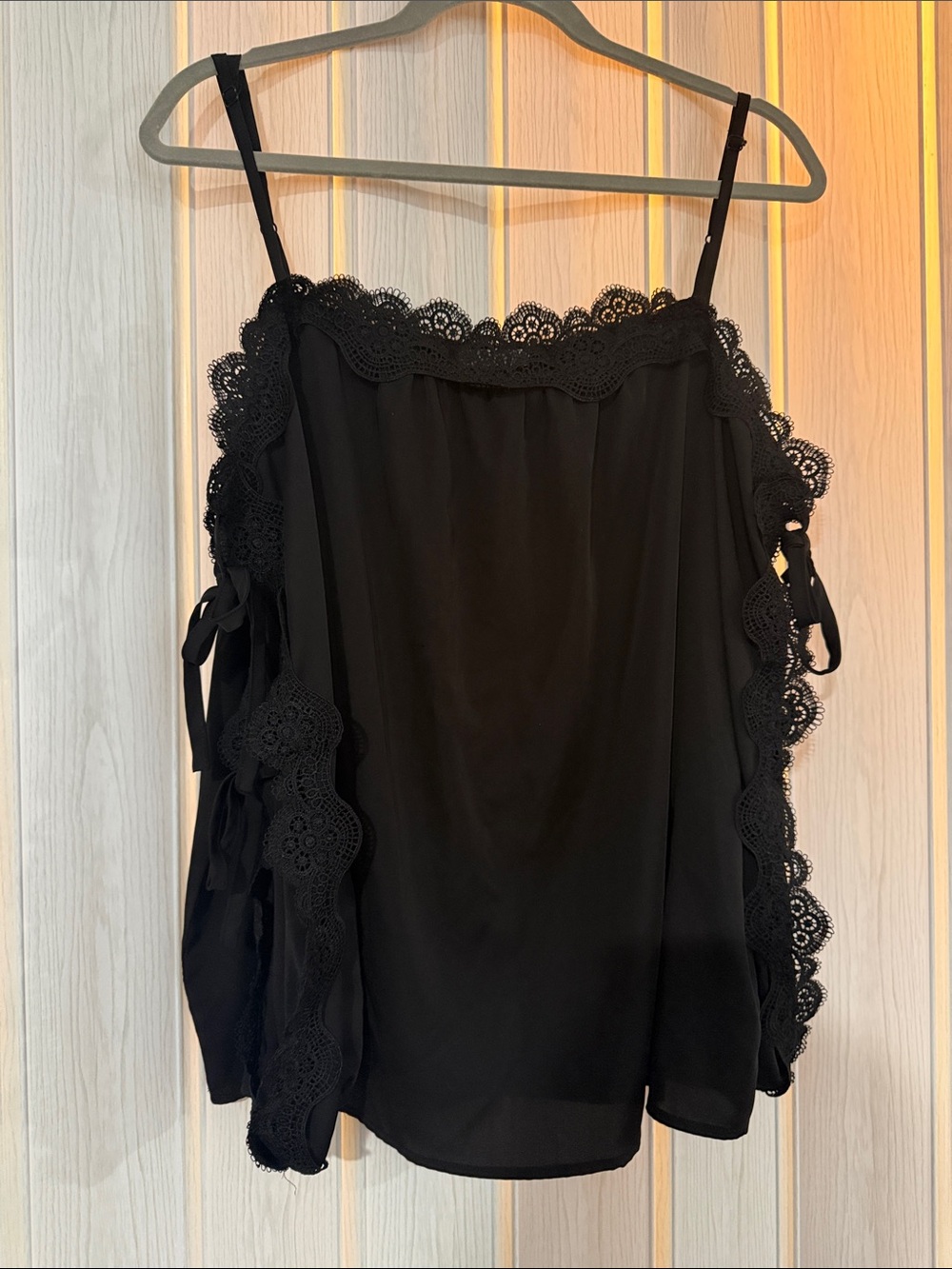 Black Lace-Trim Cold Shoulder Long Sleeve Women's Top
